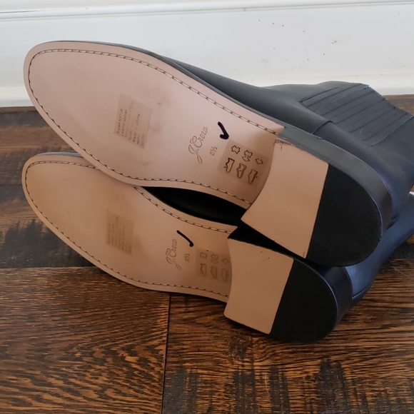 J Crew Sherpa-lined Chelsea boots in leather
K2716 - Picture 5 of 6